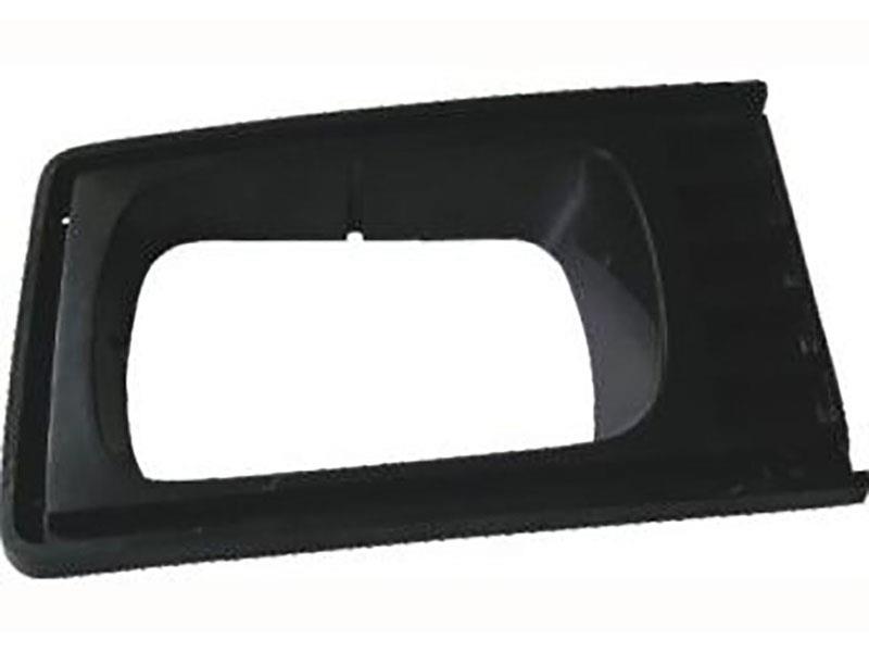 Moldura Farol Caminhão Volkswagen 7.110 Até 1993 Quadrado Lado Direito